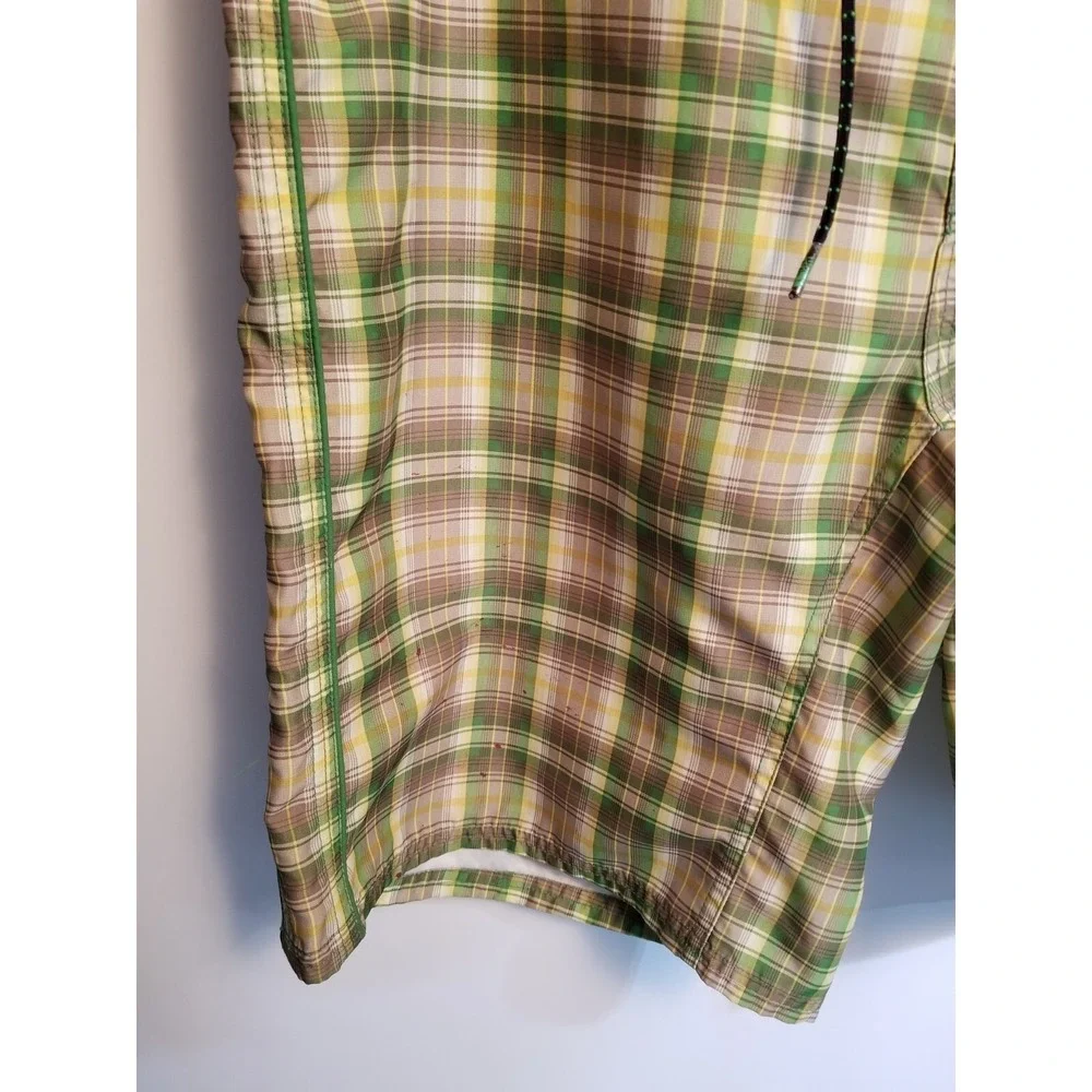 The north face swing Striped Shorts Men's Size 36 inseam 10 multicolor